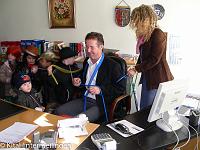 20041231-DSCN3919 : Fastnacht, Hintermeilingen, Kita, Rathaus, Stürmung